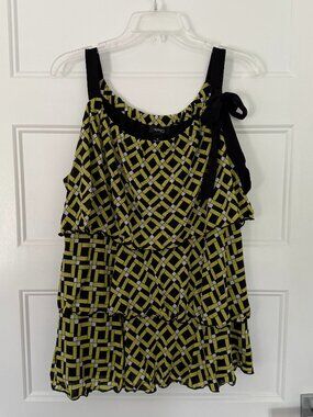 Style & Co Woman - Yellow & Black Tiered Tan Top - Size 1X